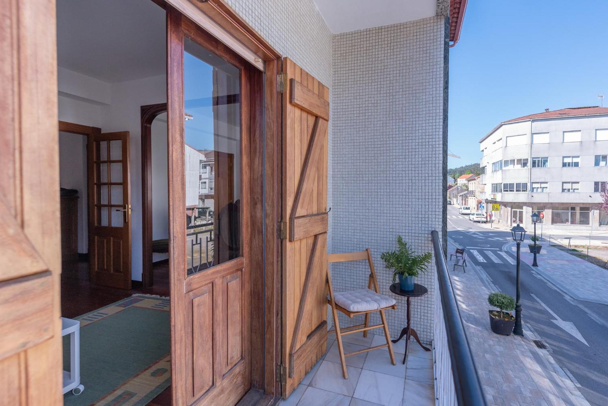 Luminoso apartamento reformado en villa termal Cuntis Exterior foto